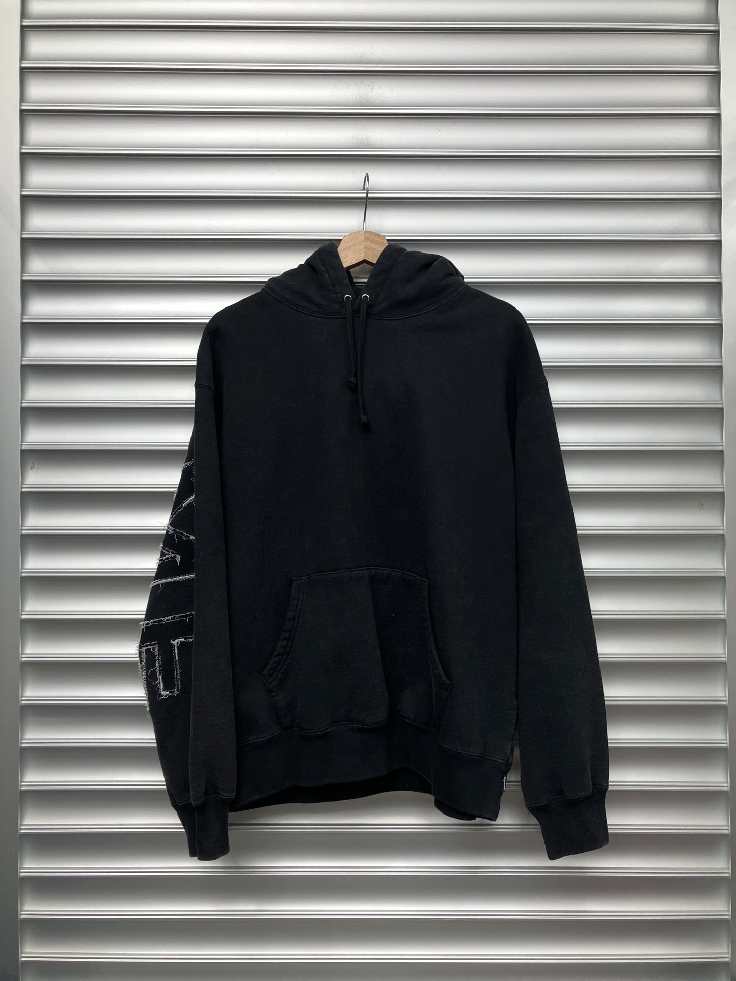 Supreme Outline Hoodie - M