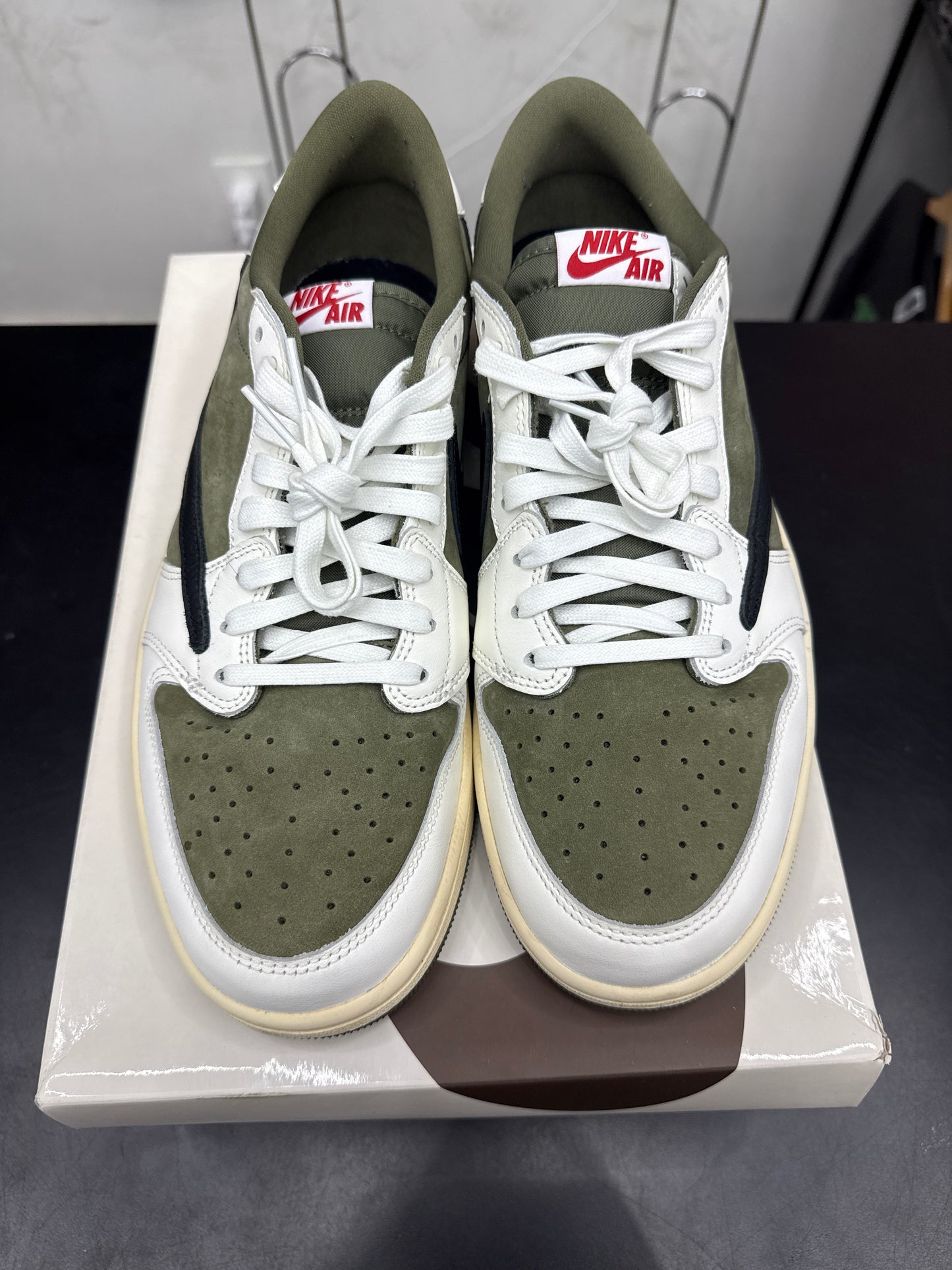 AJ1 Low Travis Scott Olive (U) - 11M