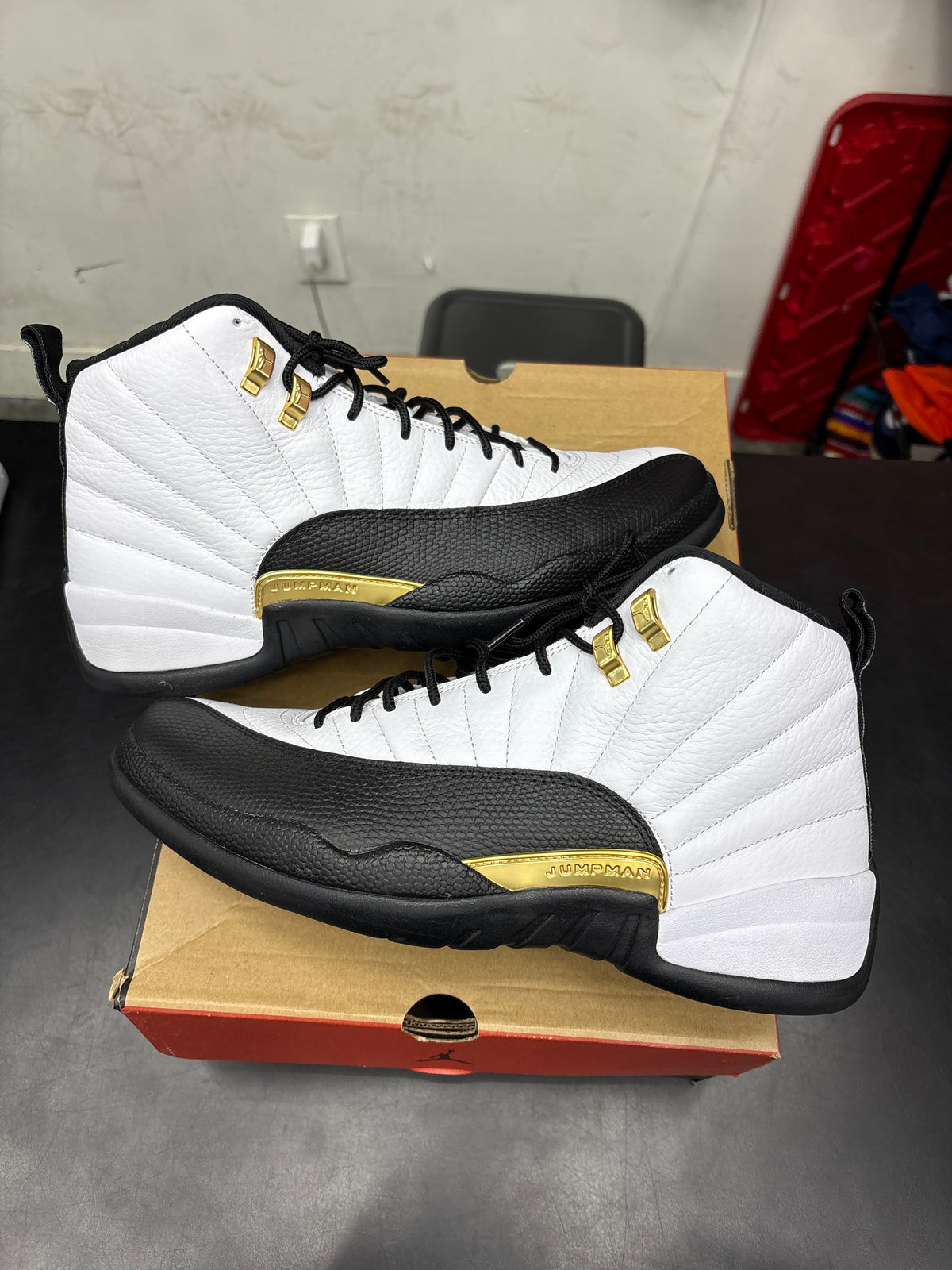 AJ12 Royalty Gold (U) - 12.5M**
