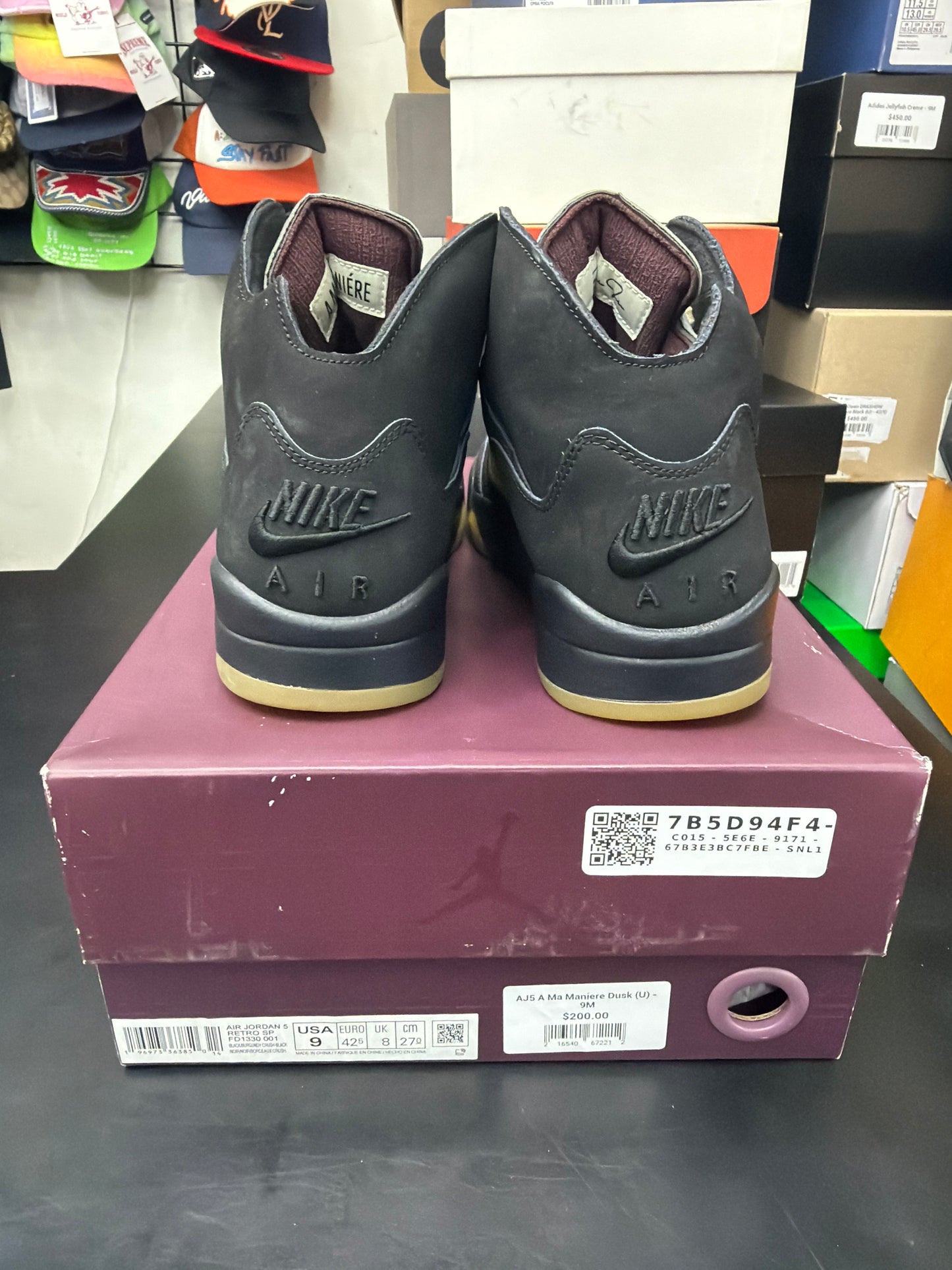 AJ5 A Ma Maniere Dusk (U) - 9M