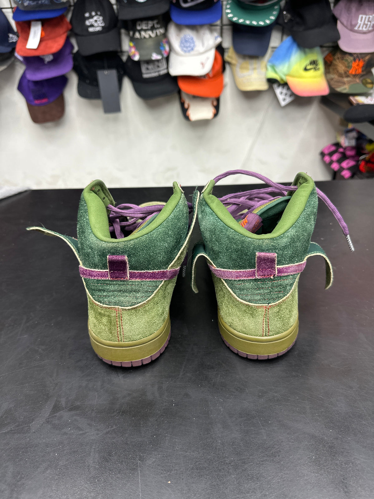 Dunk High SB Skunk (U) - 10.5M (NB)**