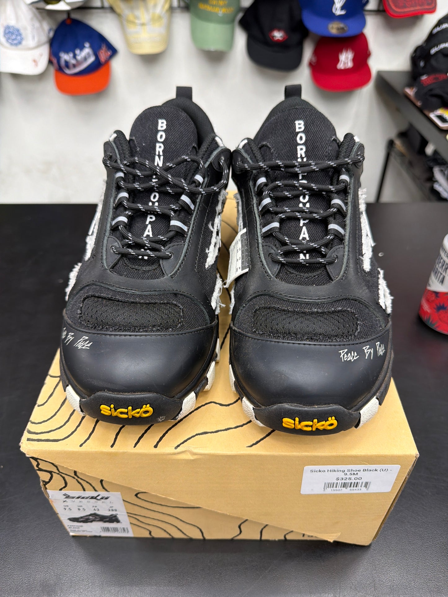 Sicko Hiking Shoe Black (U) - 9.5M