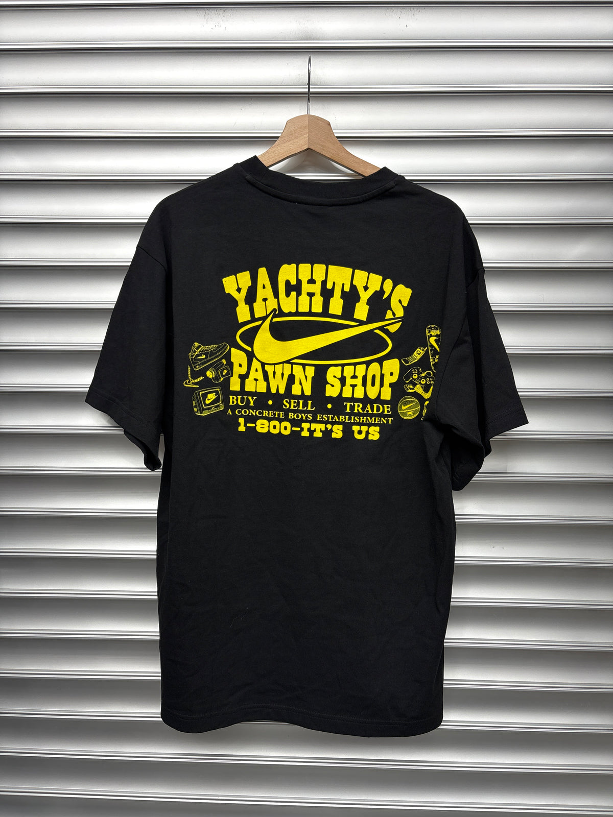 Yatchy Pawn Shop Nike Tee - L **