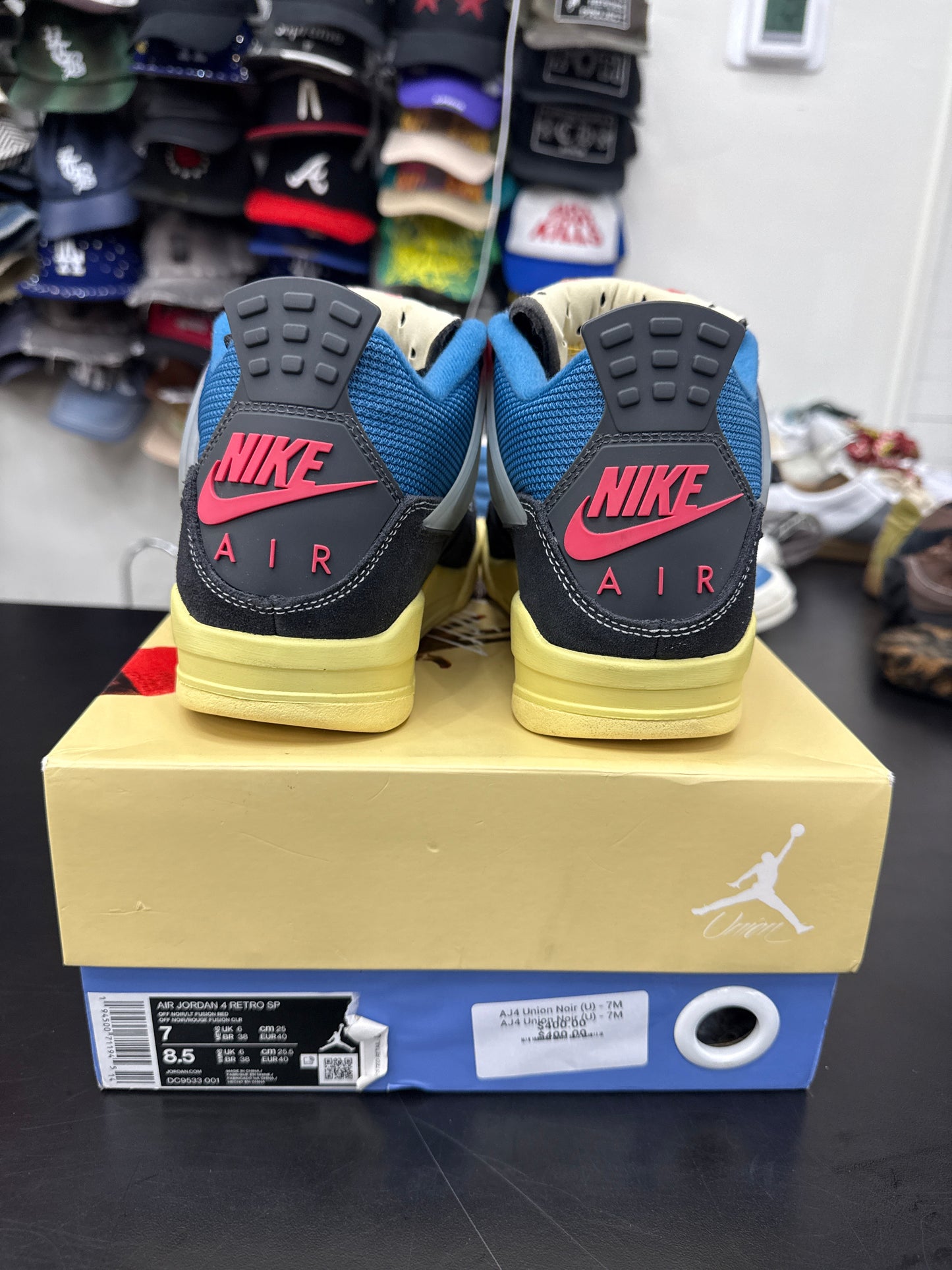 AJ4 Union Noir (U) - 7M