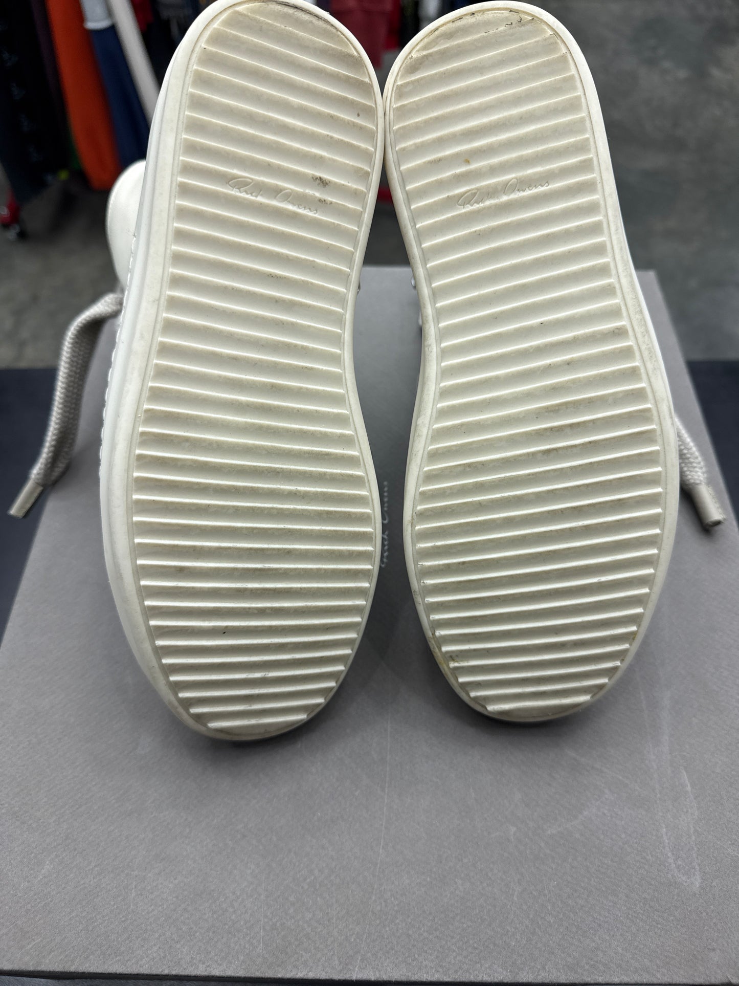 Rick Owen High Jumbo Lace Milk (U) - 38