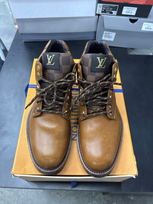 Louis Vuitton Brown Leather Ankle Boot (U) - 9M