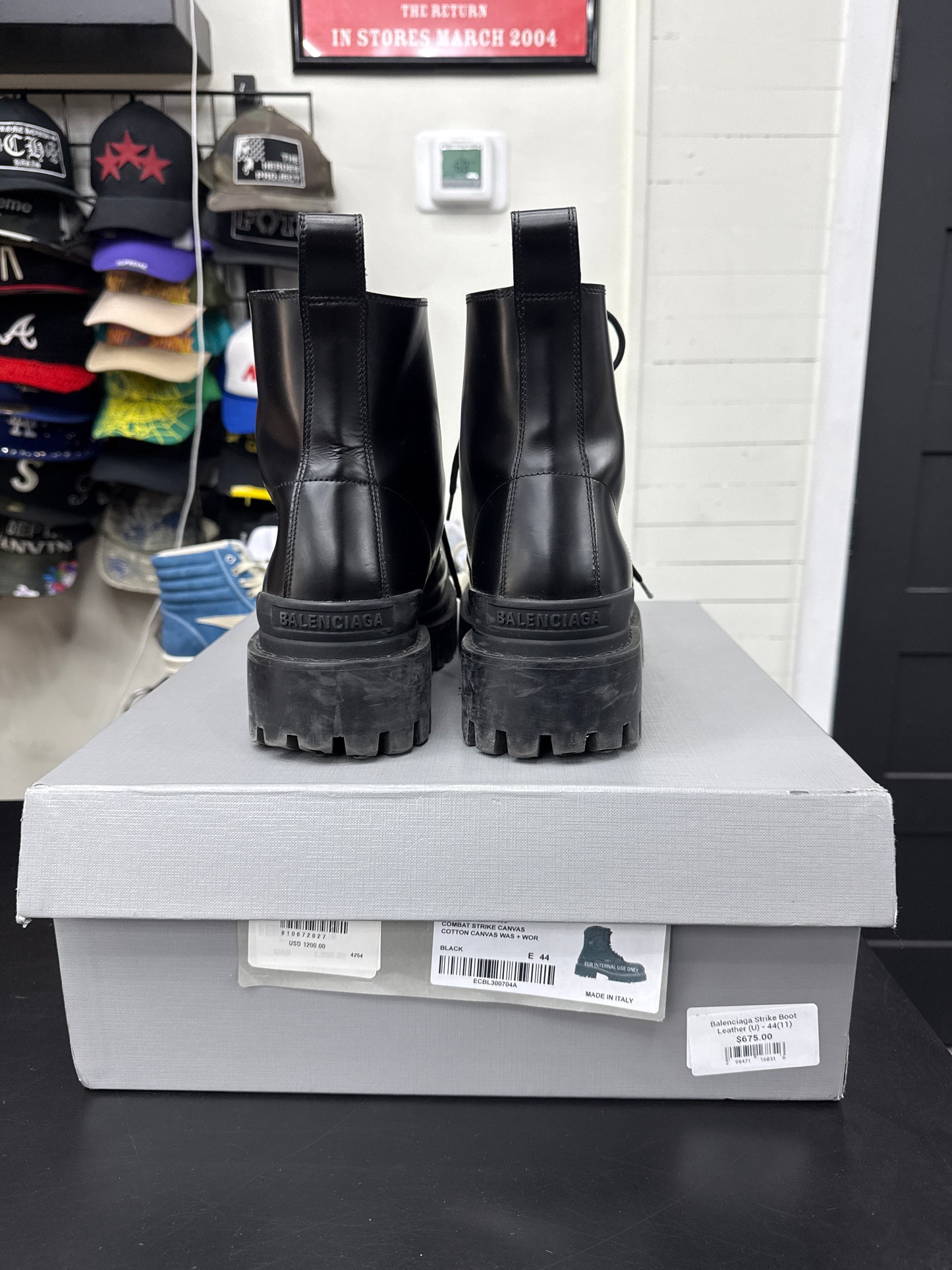 Balenciaga Strike Boot Leather (U) - 44(11)