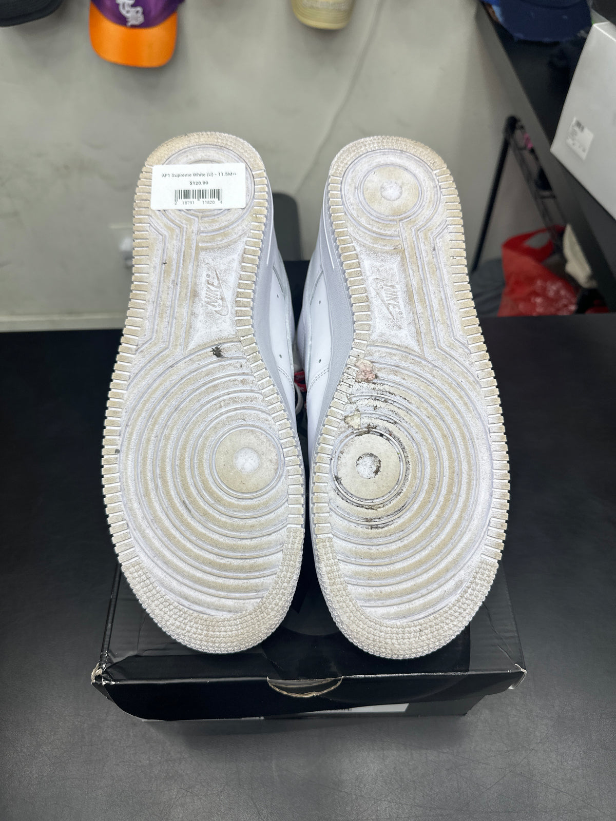AF1 Supreme White (U) - 11.5M**