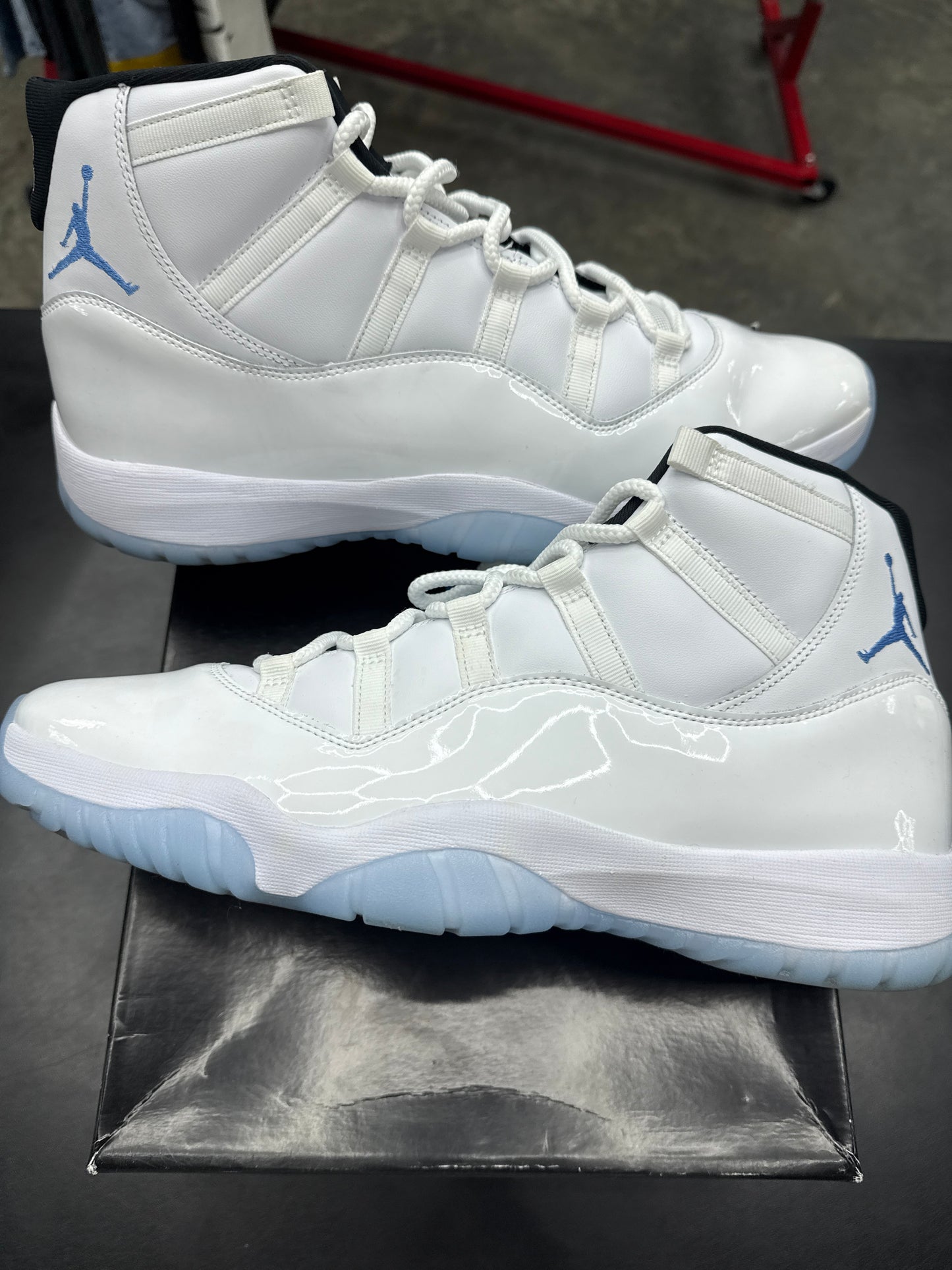 AJ11 Legend Blue (U) - 14M