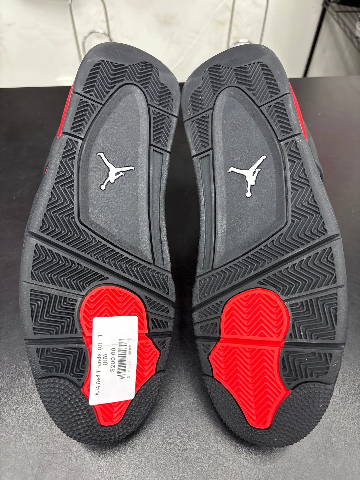 AJ4 Red Thunder (U) - 11M (NB)