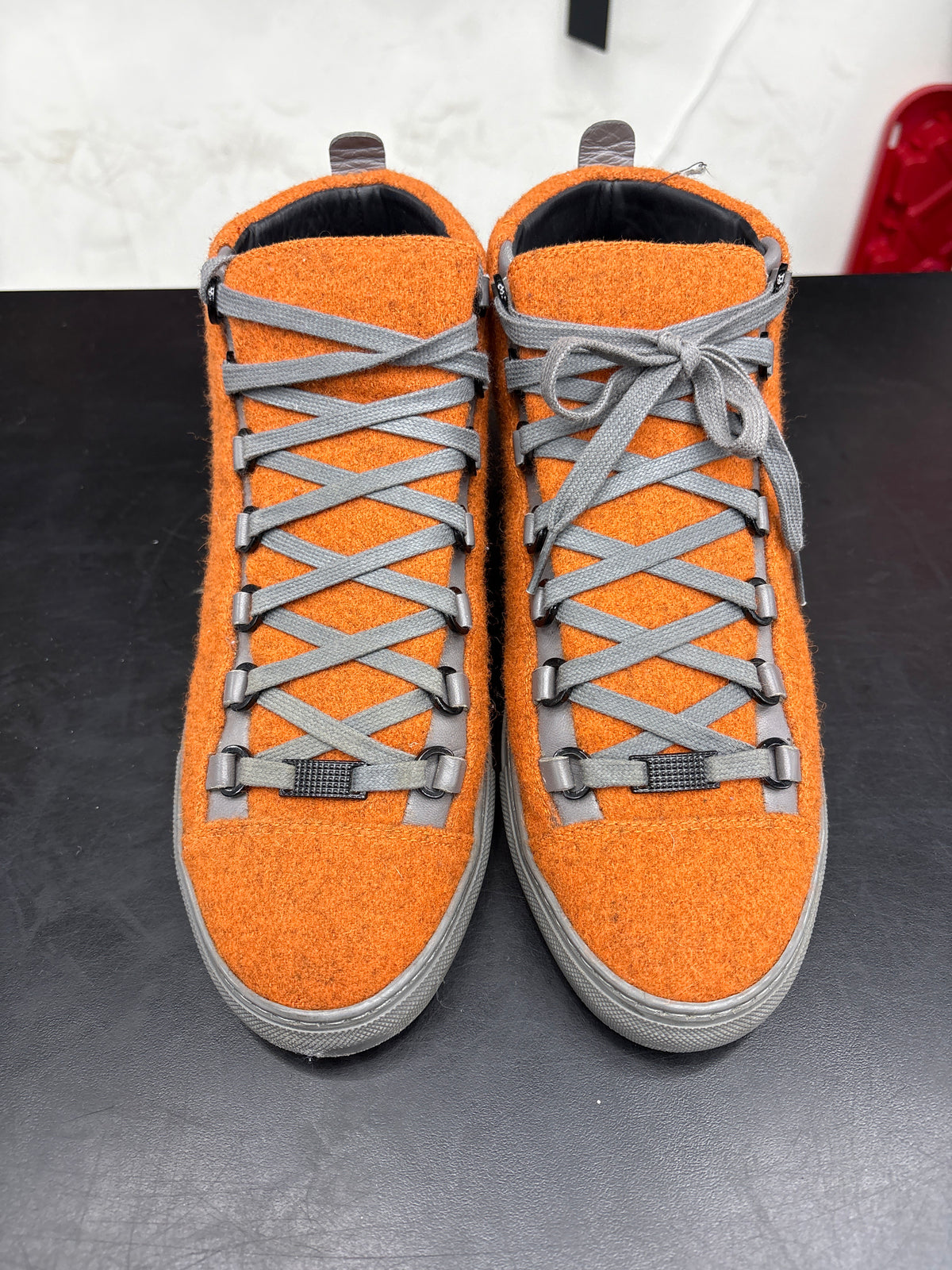 Balenciaga Arena Orange Wool (U) - 40(7) (NB)**