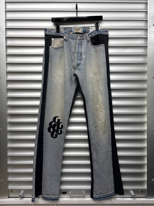 Gallery Dept Lightwash Flare Denim - 35