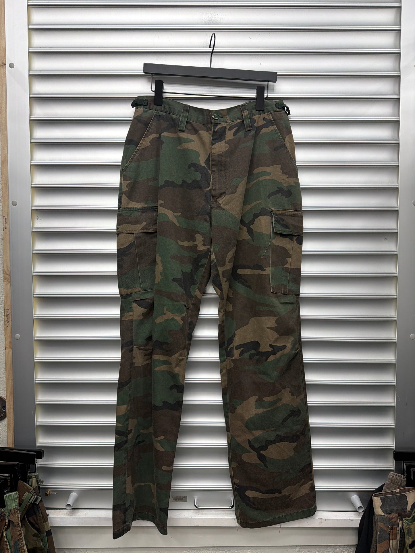 Vintage Camo Pants - 32