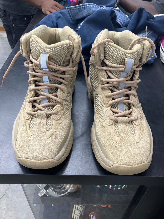 Yeezy Boot Desert Rock (U) - 11.5M (NB)
