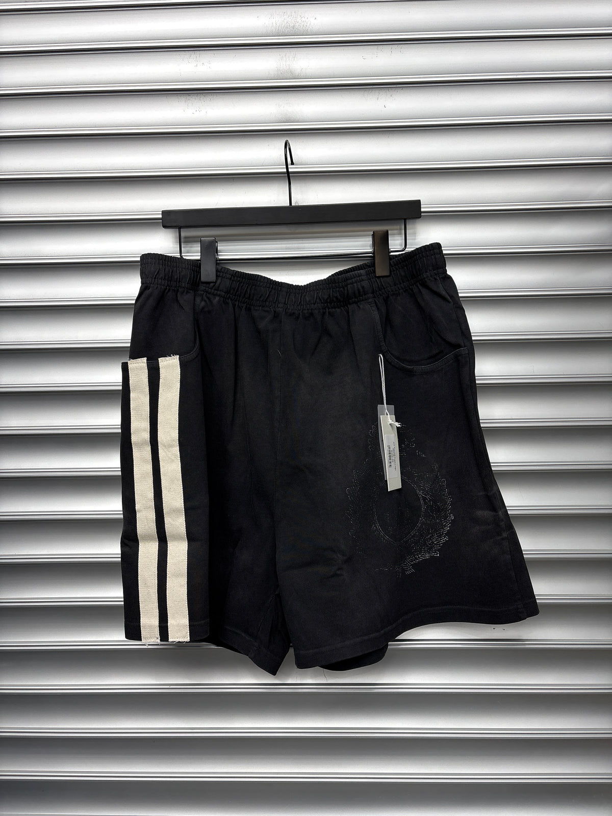 424 Printed Crest Logo Shorts - XL**