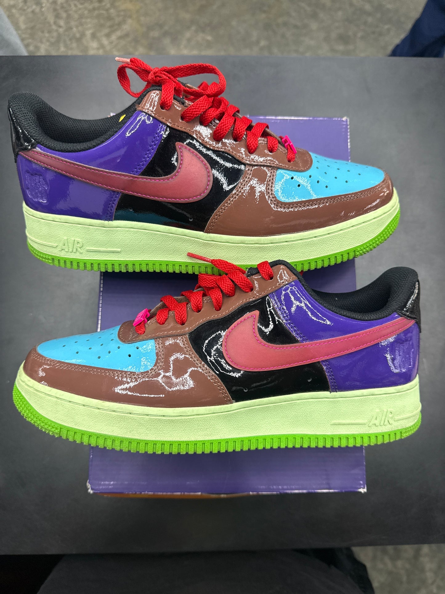 AF1 Undefeated Patent Multi Color (U) - 9.5M**
