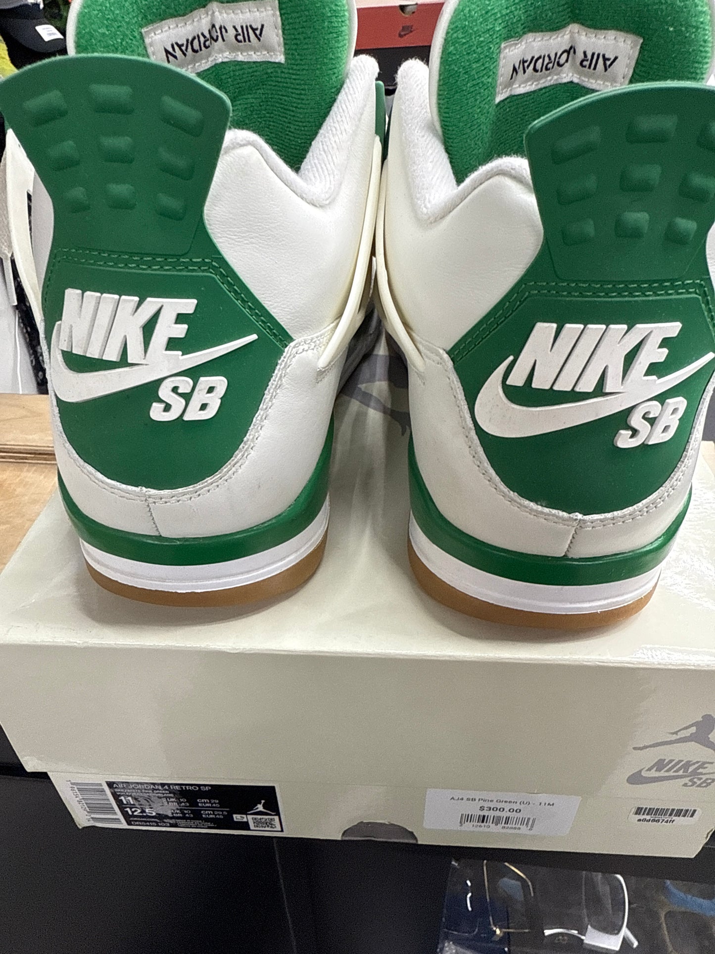 AJ4 SB Pine Green (U) - 11M