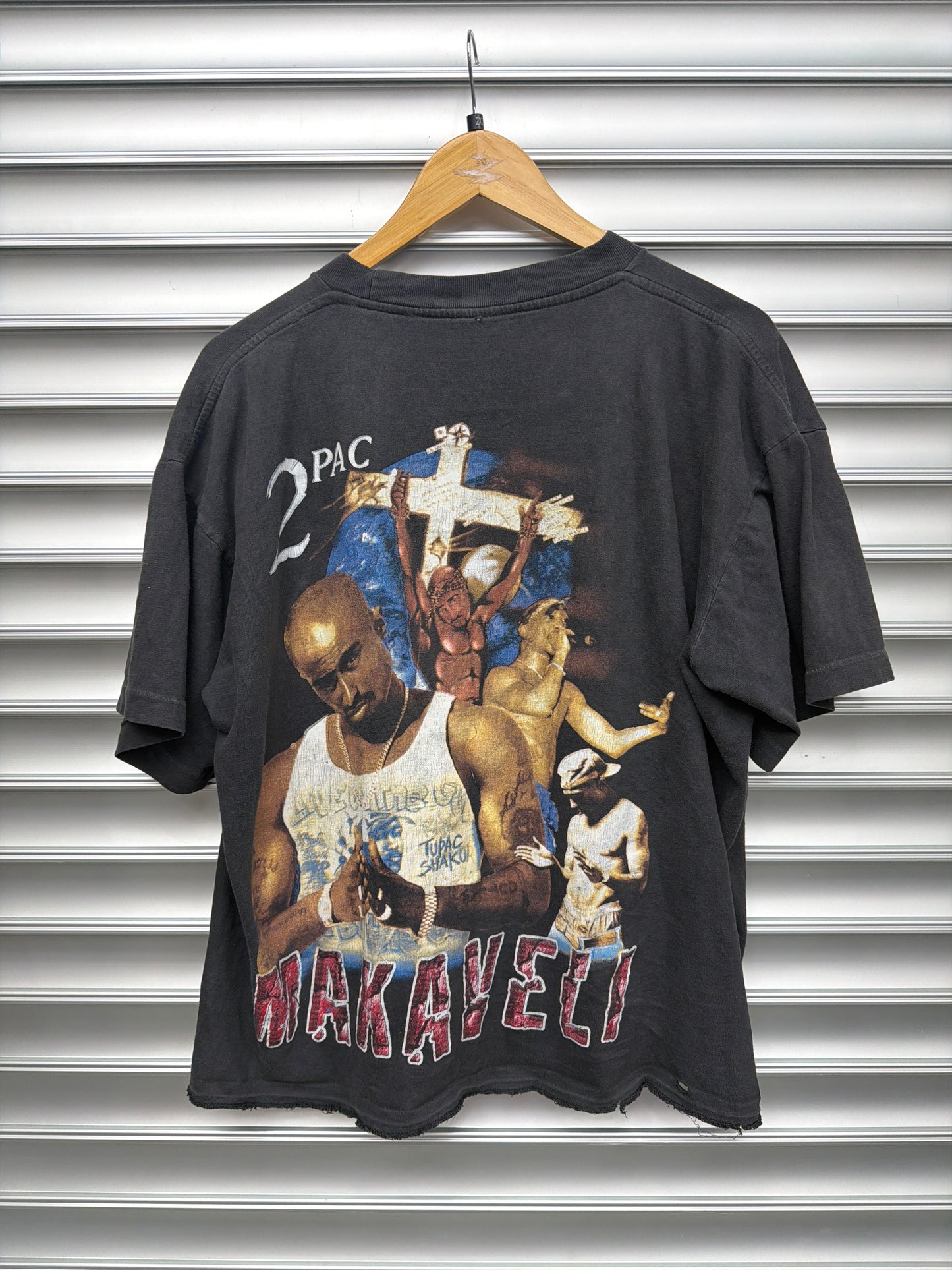 Vintage Tupac Rap Tee - L**
