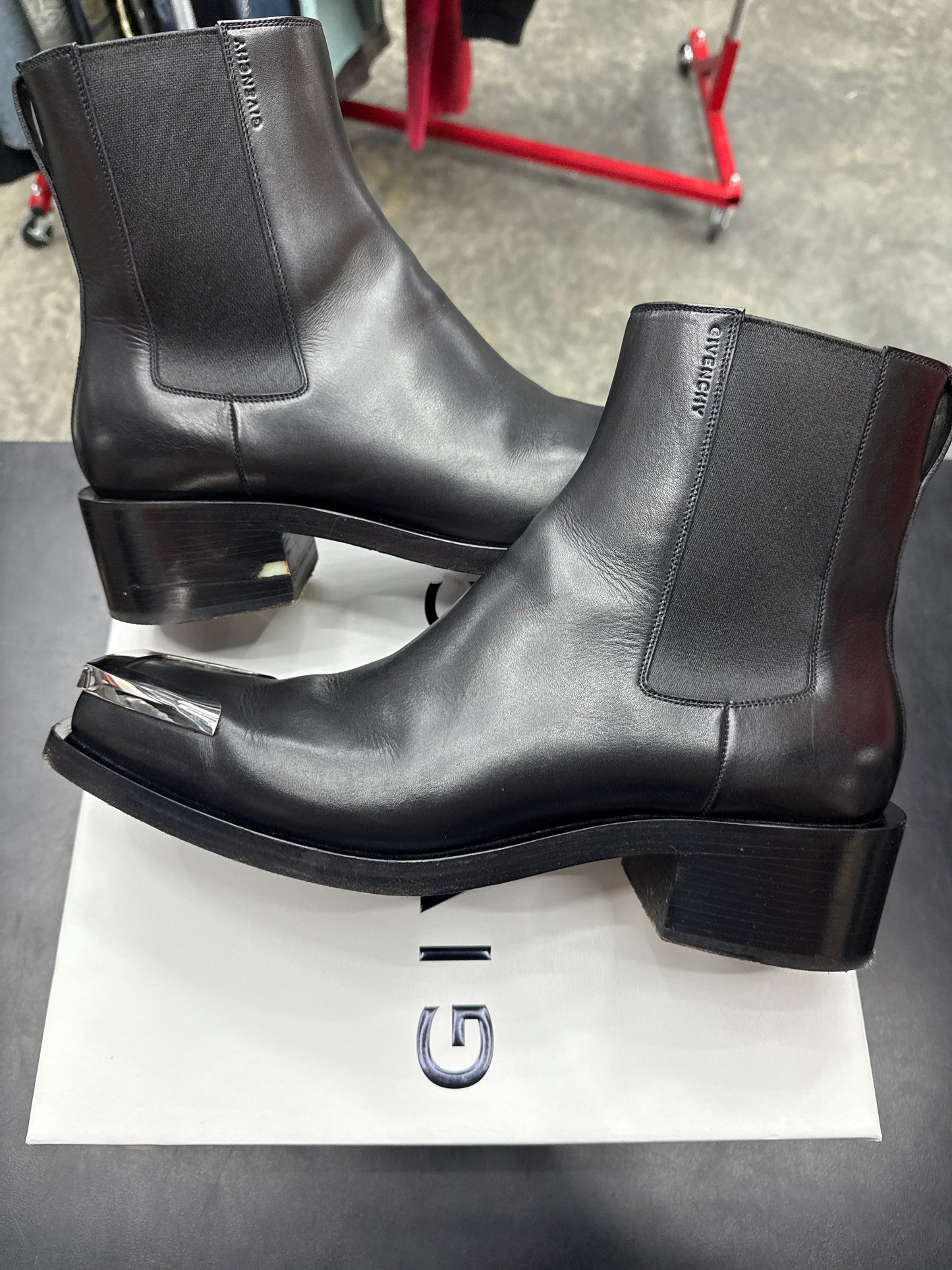 Givenchy Steel Chelsea Boot (U) - 46(13)