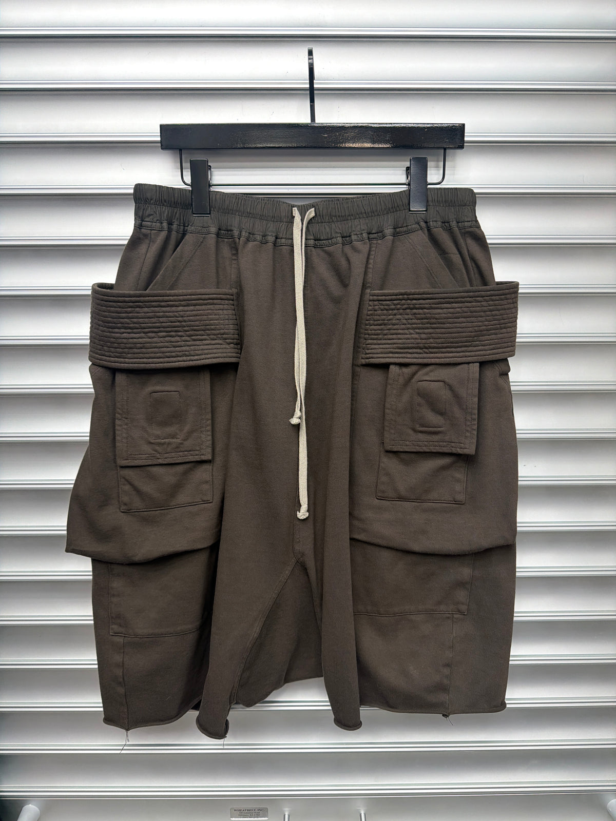 Rick Owens Dark Dust Creatch Cargo Shorts - XL**