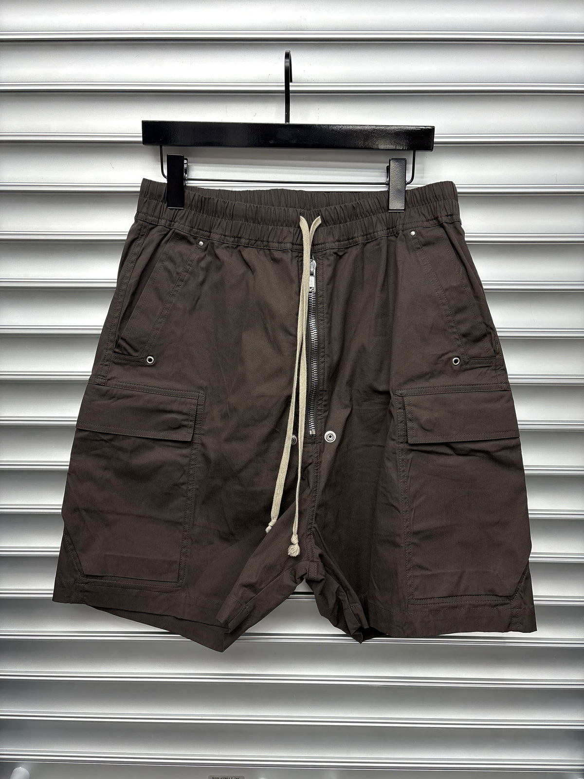 Rick Owens Grey Cargo Nylon Shorts - 52 **