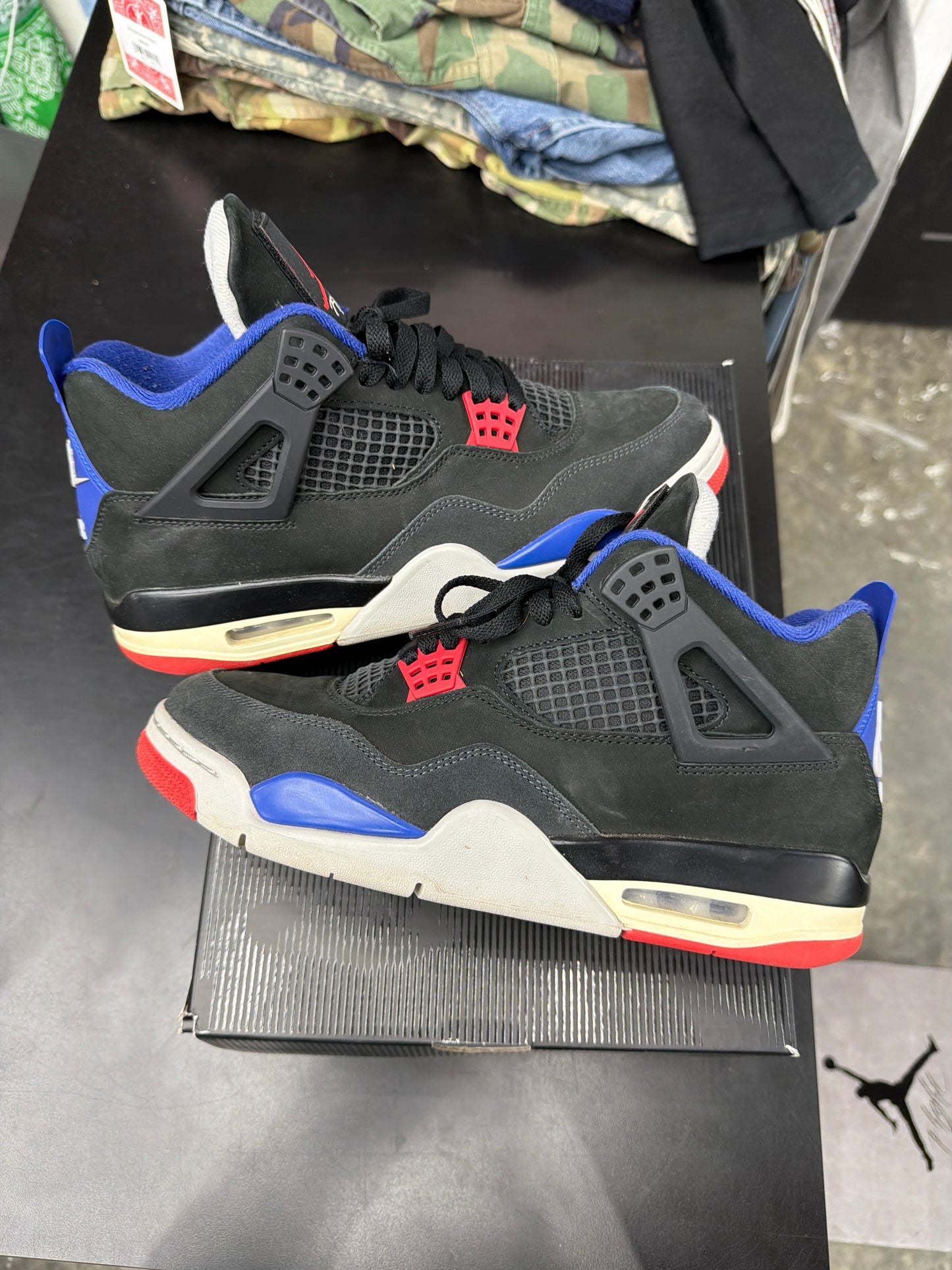 AJ4 Rare Air (U) - 9.5M