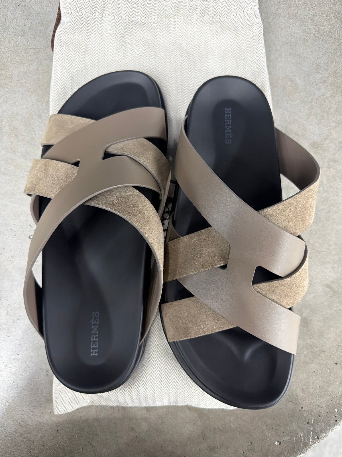 Hermes Kazmir Sandal Grey - 43(10) (NB)**
