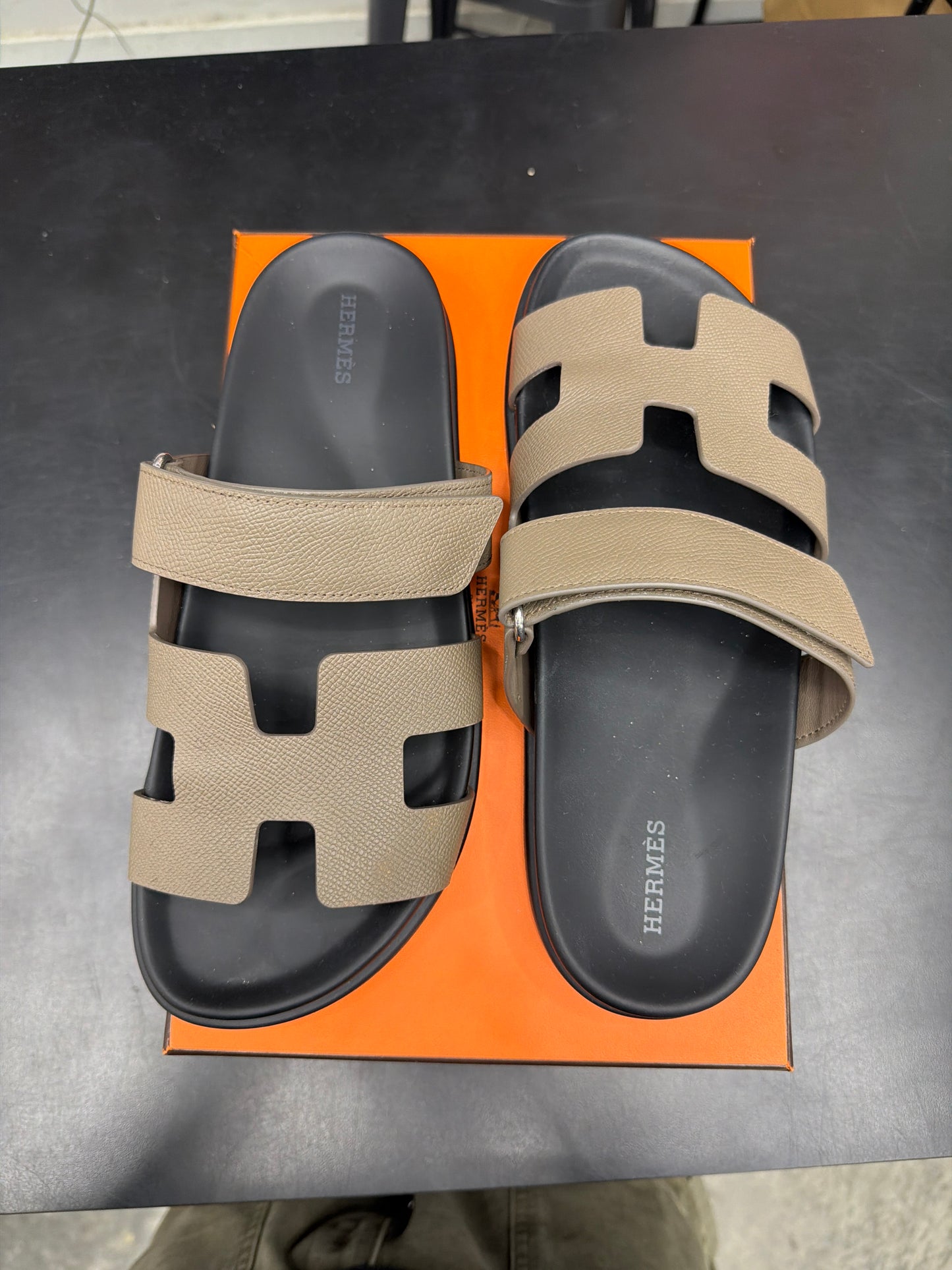 Hermes Brown Chrypre Slides (U) - 41.5