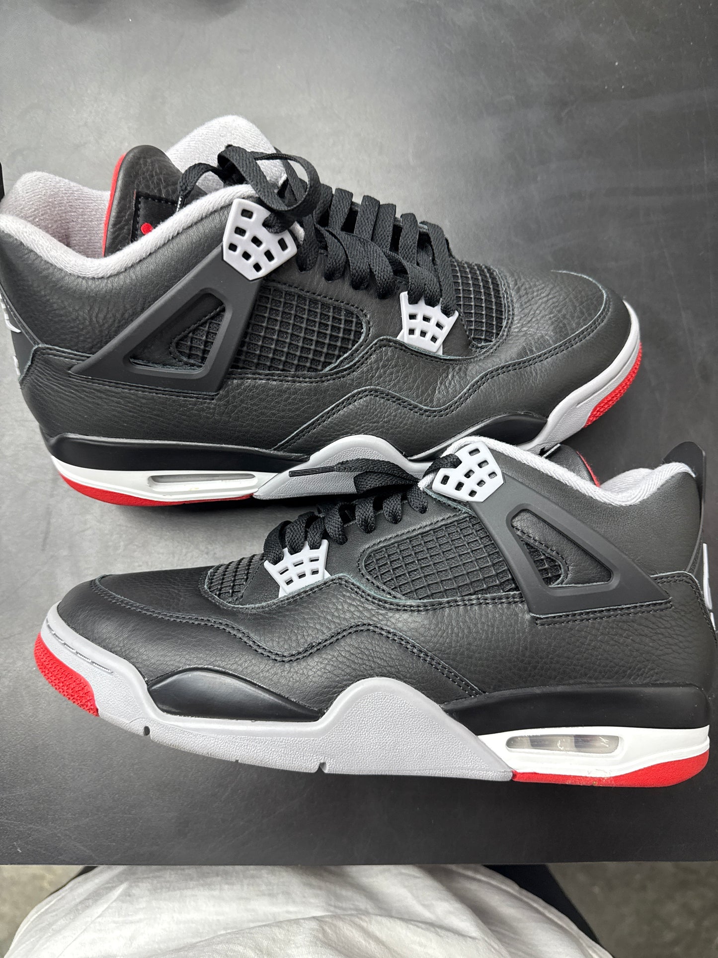AJ4 Bred Reimagined (U) - 10.5M (NB)