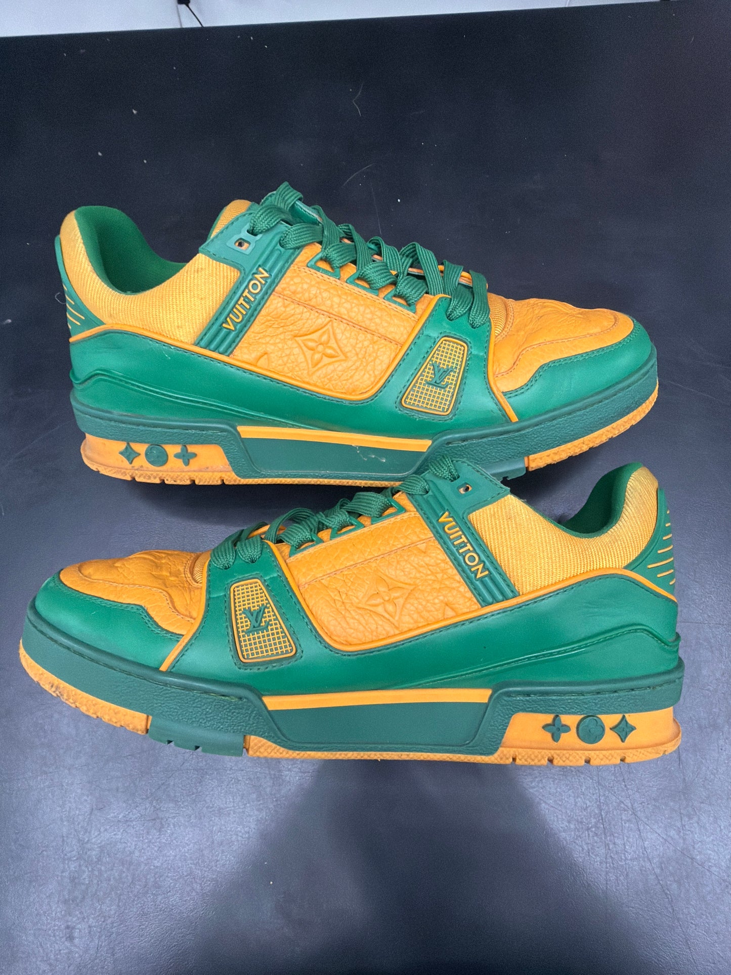 Louis Vuitton Trainer Yellow/Green (U) - 8.5M (NB)