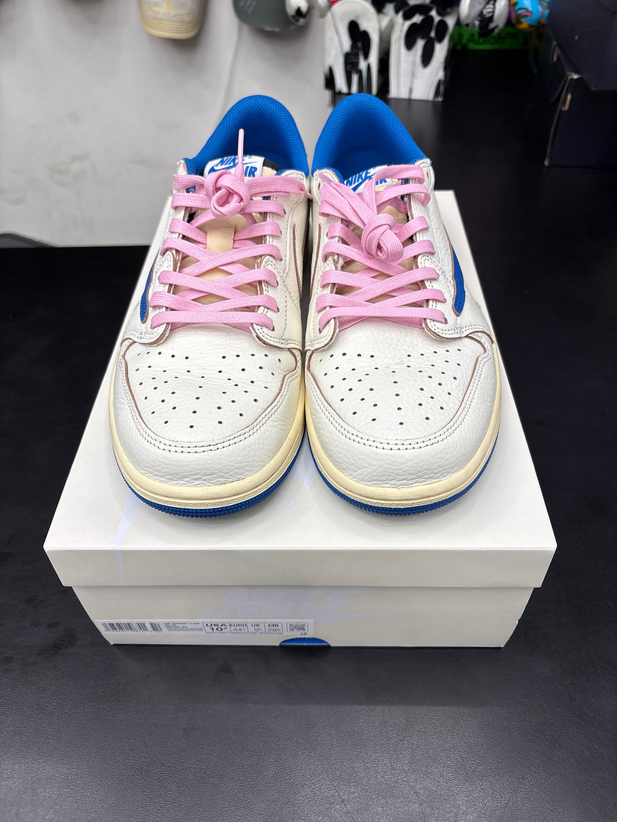 AJ1 Low Travis Scott Fragment (U) - 10.5M**