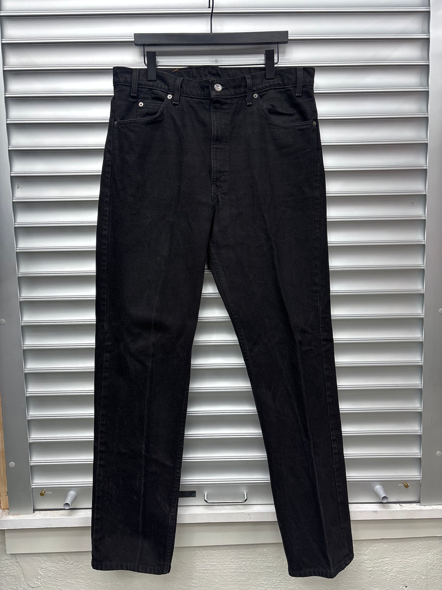 Vintage Levis 505 Black Denim - 38x34