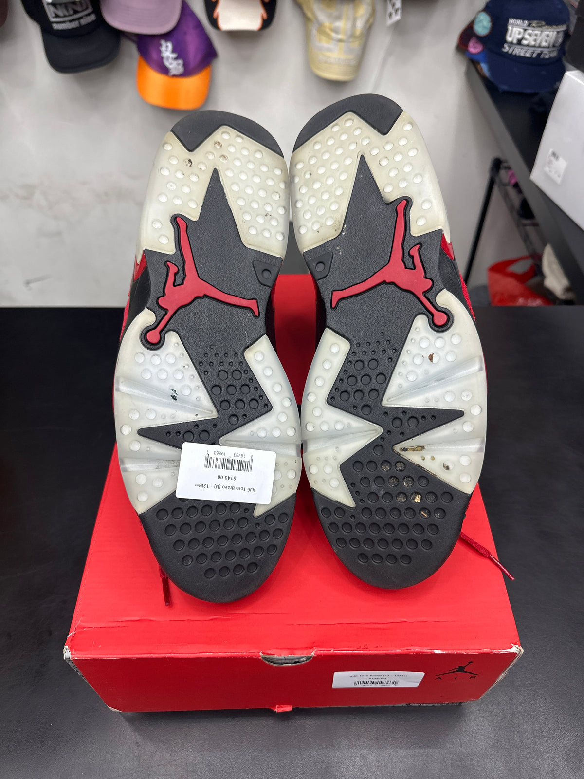 AJ6 Toro Bravo (U) - 12M**