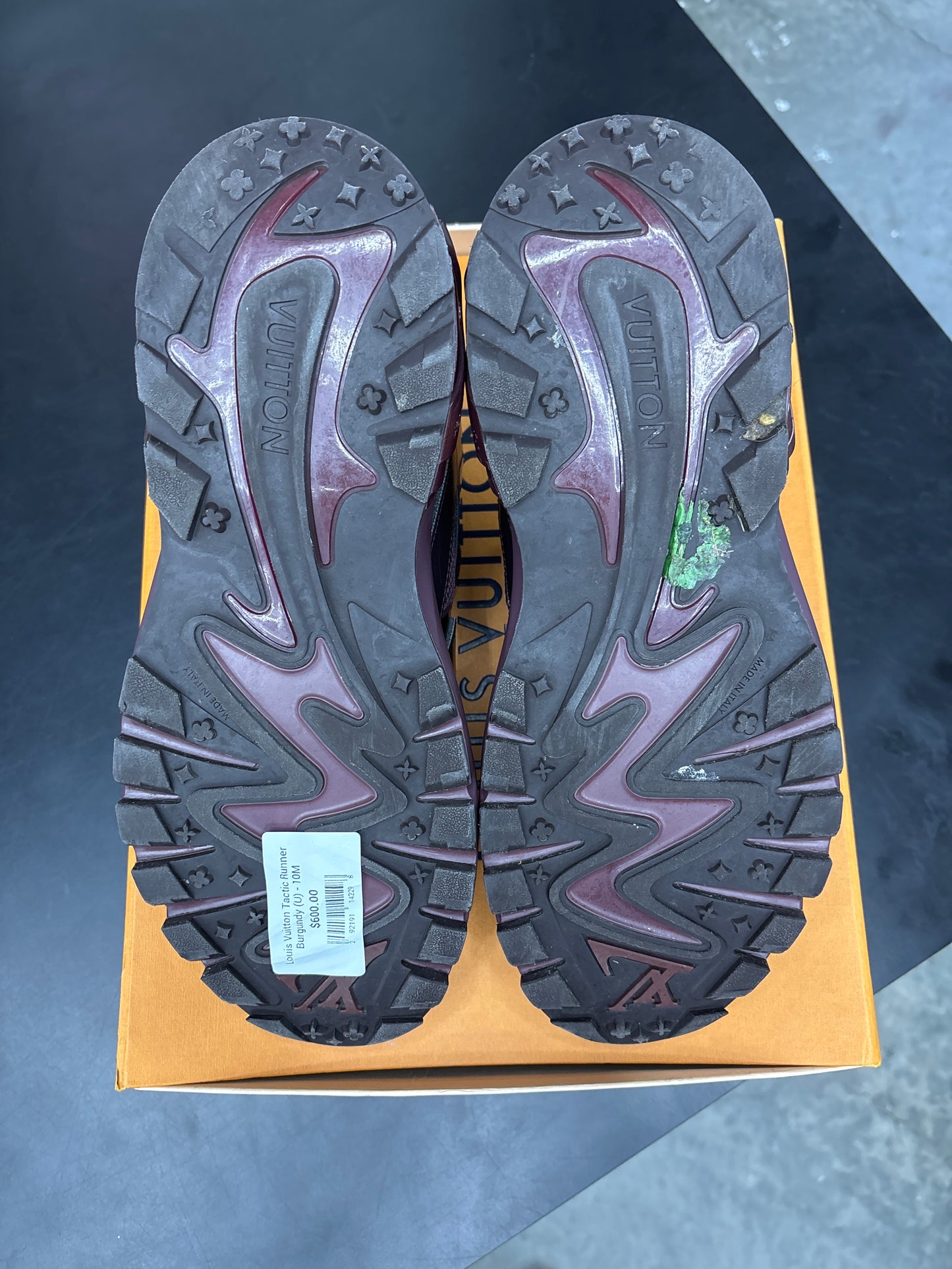 Louis Vuitton Tactic Runner Burgundy (U) - 10M