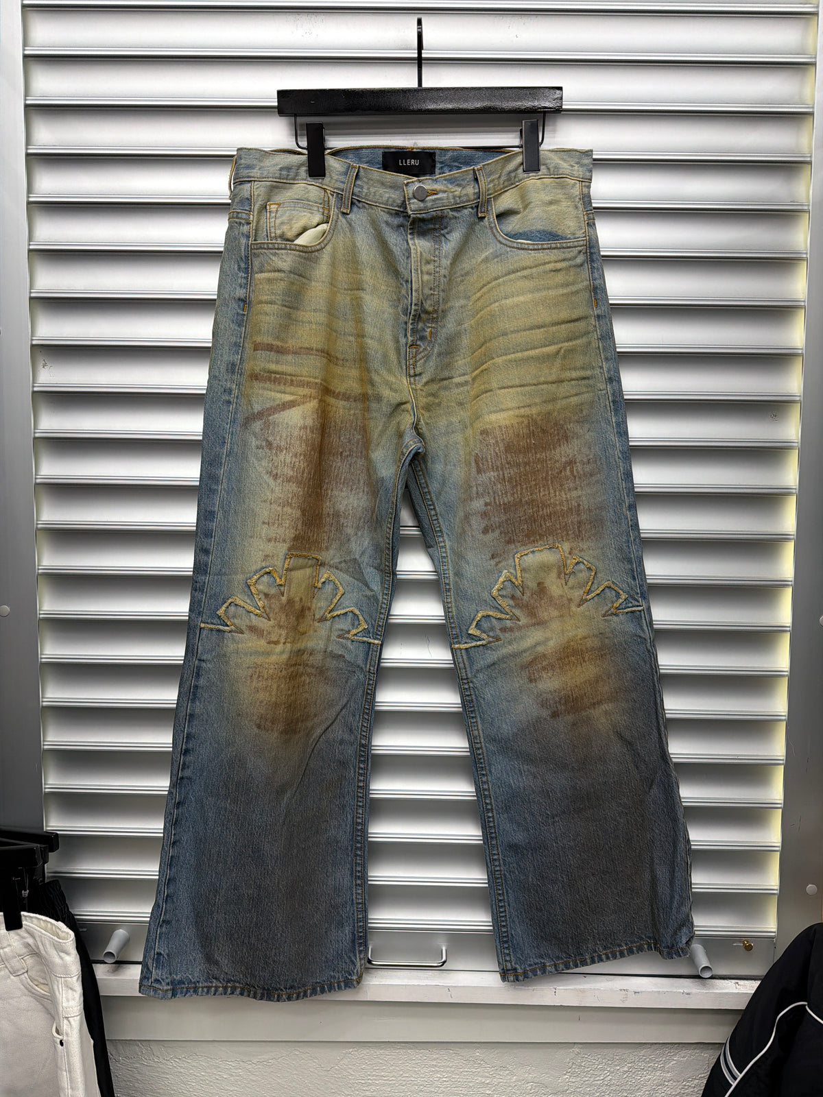 Vertabrae Mudwash Denim - 34**