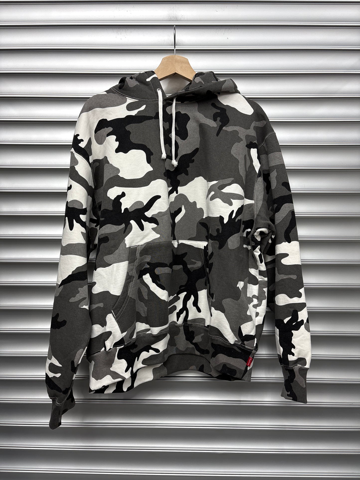 Supreme White Camo Hoodie - M