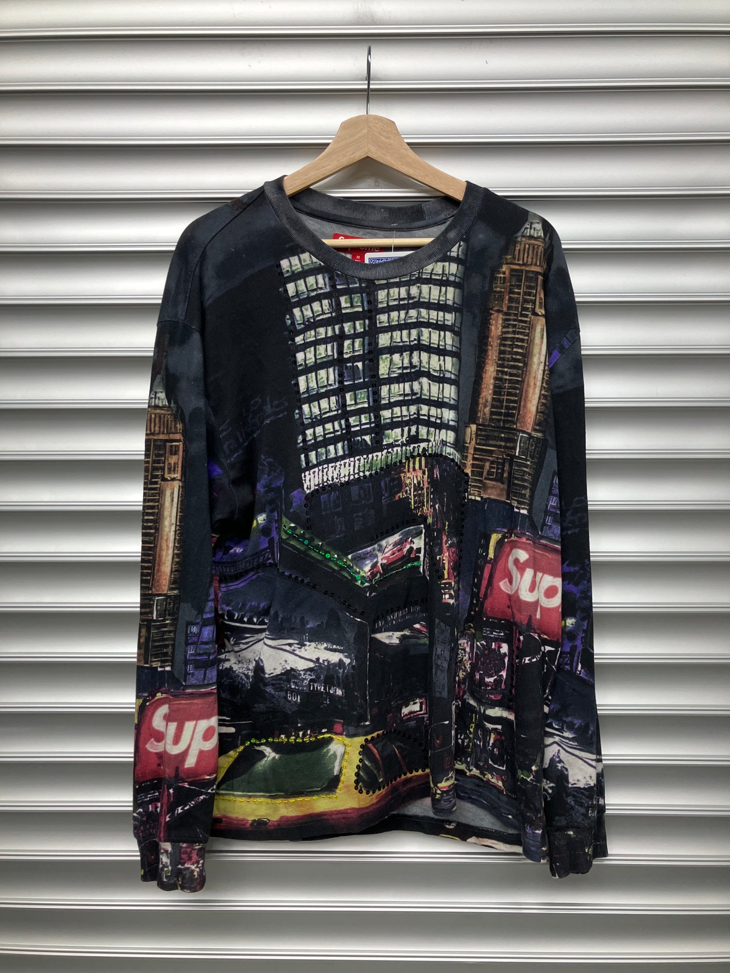 Supreme City L/S - M