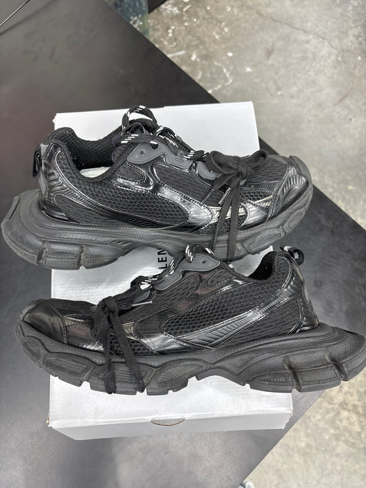 Balenciaga 3XL Black (U) - 44(11)