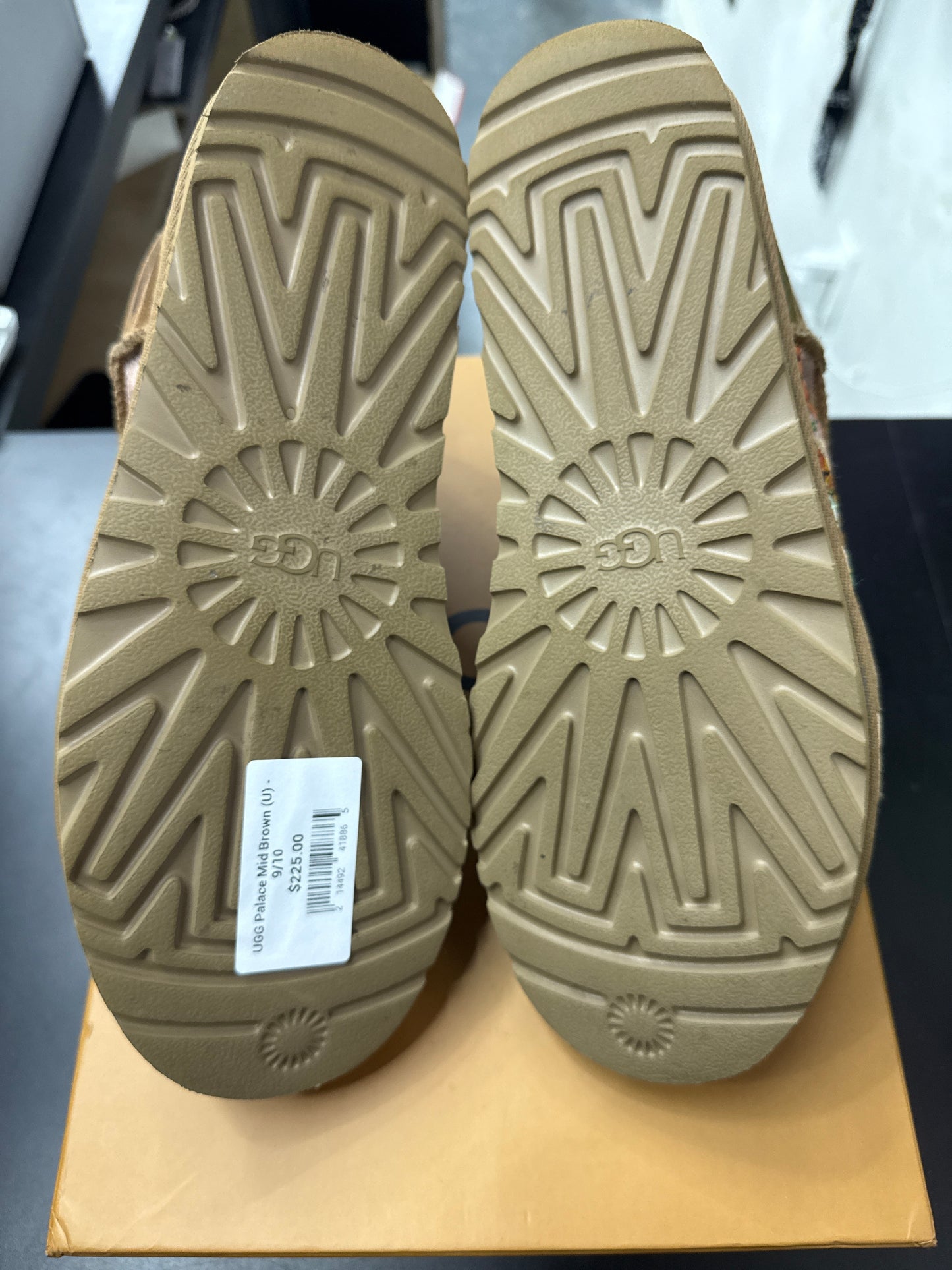 UGG Palace Mid Brown (U) - 9/10