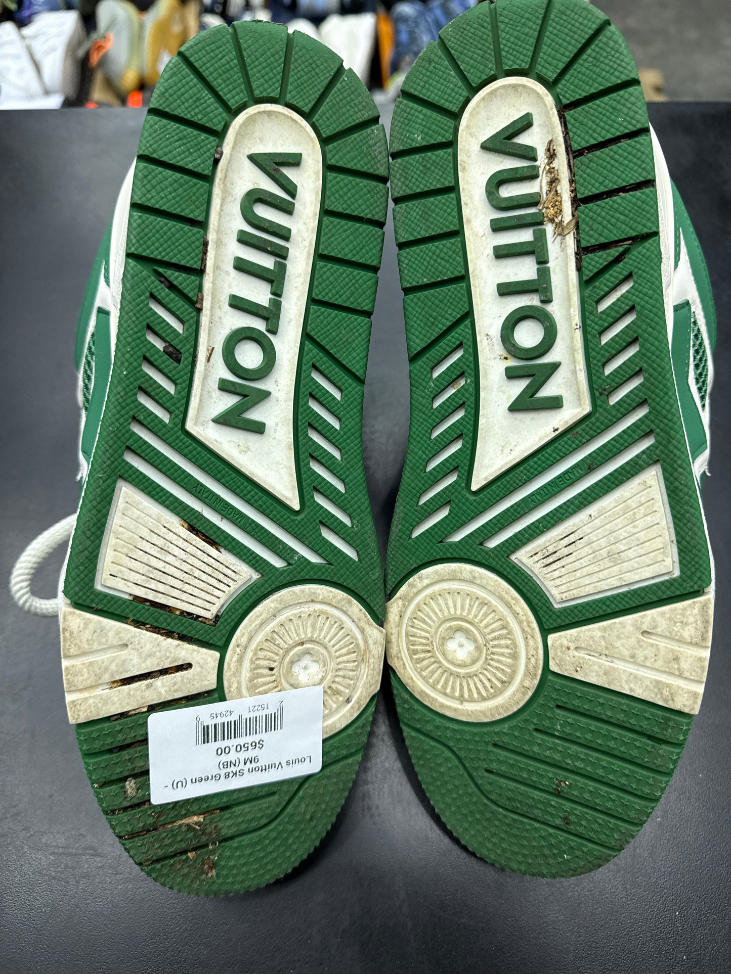 Louis Vuitton SK8 Green (U) - 9M (NB)