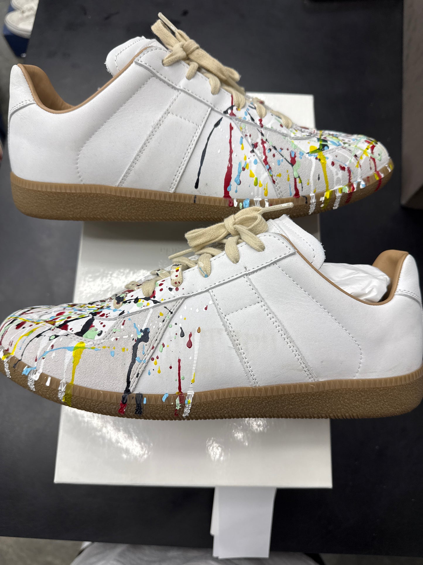 Maison Marigela Replica Paint Splatter White (U) - 42.5