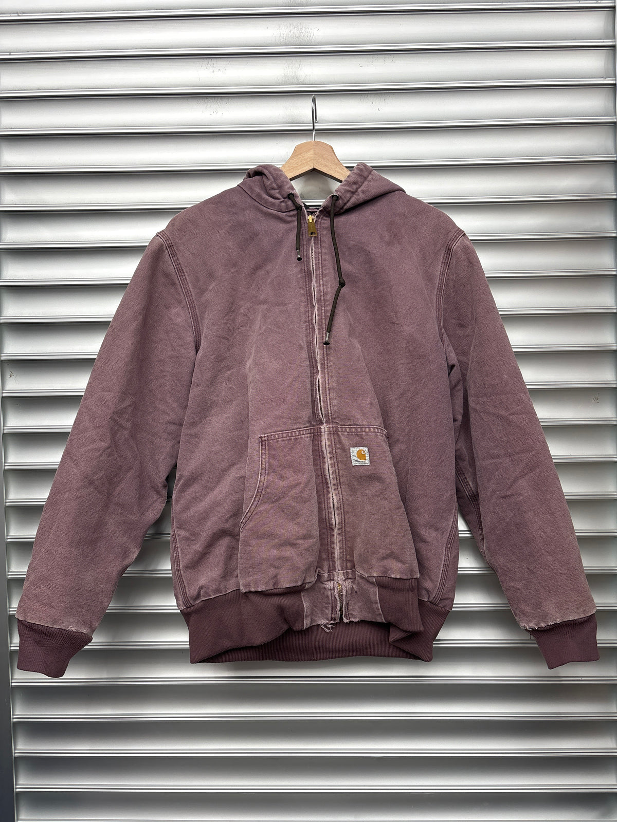Vintage Carhartt Plum Hooded Jacket - L**