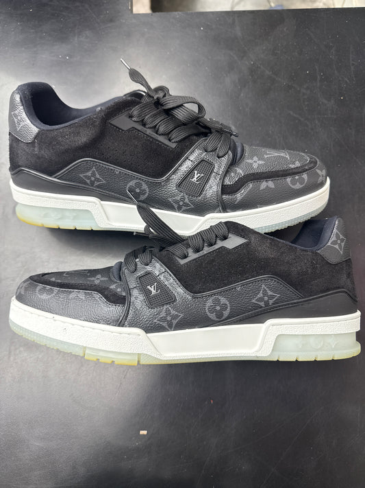 Louis Vuitton Trainer Black Monogram (U) - 12M (NB)