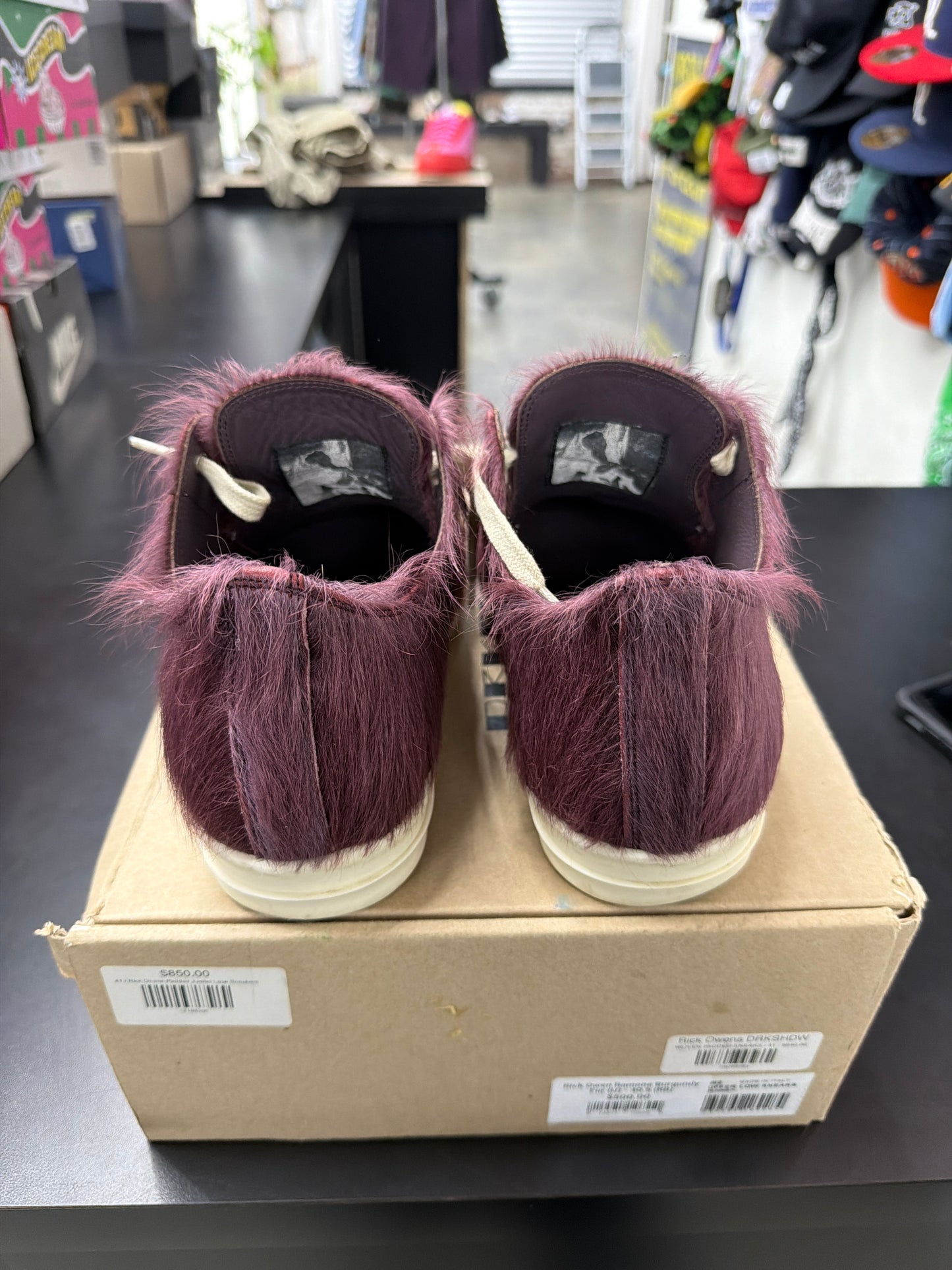 Rick Owen Ramone Burgundy Fur (U) - 40.5 (RB)