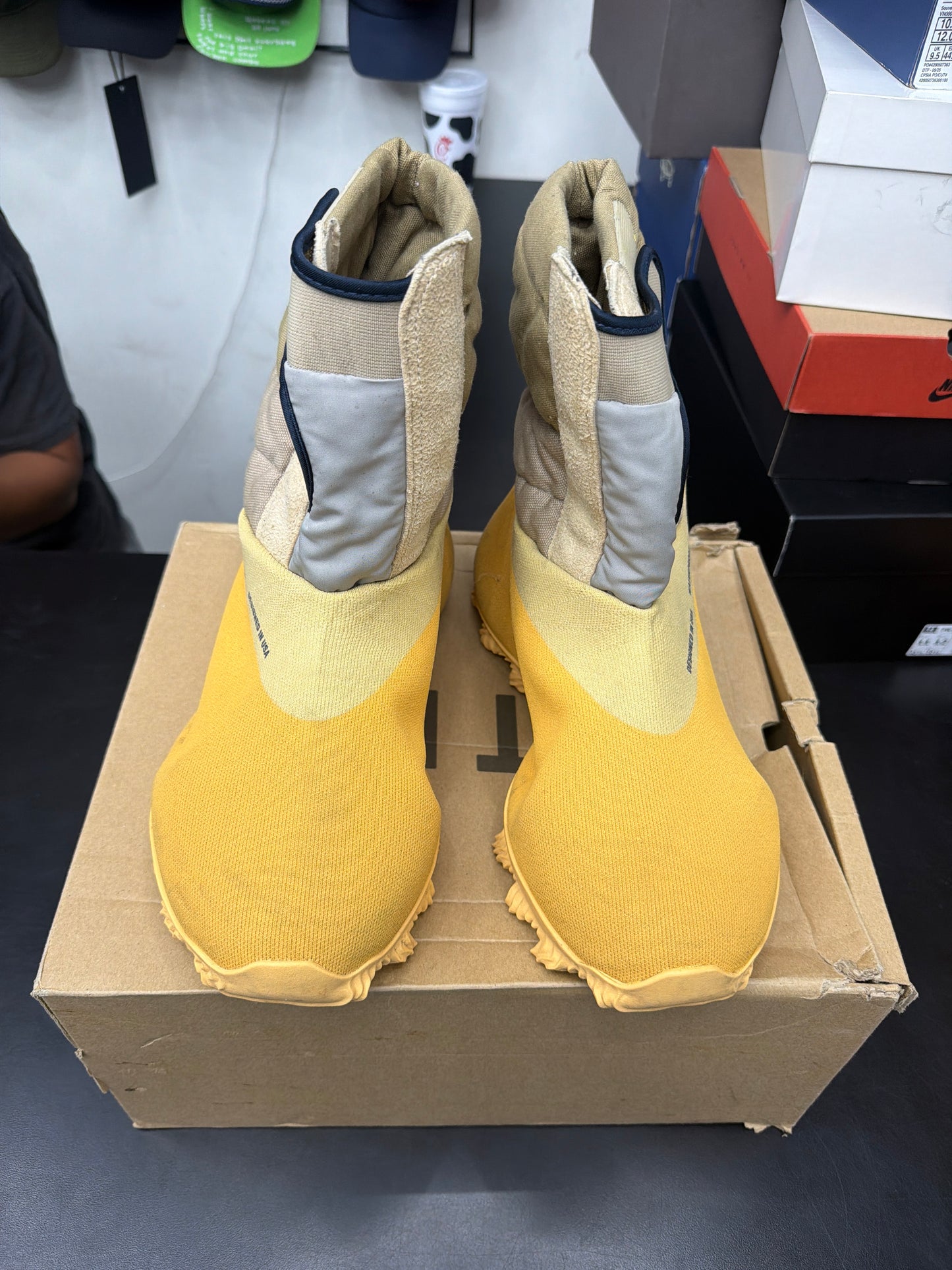 Yeezy Knit RNR Sulfur (U) - 9M