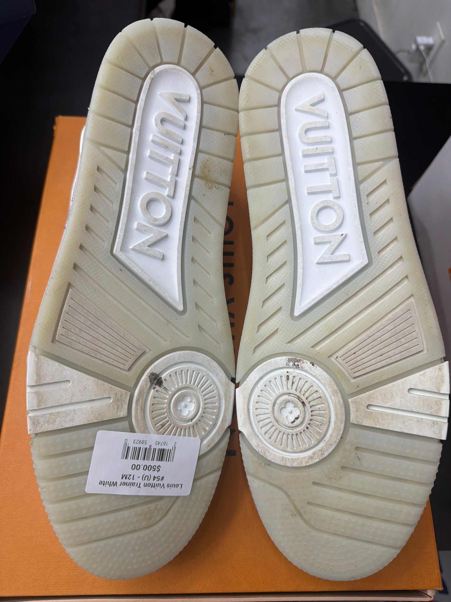 Louis Vuitton Trainer White #54 (U) - 12M