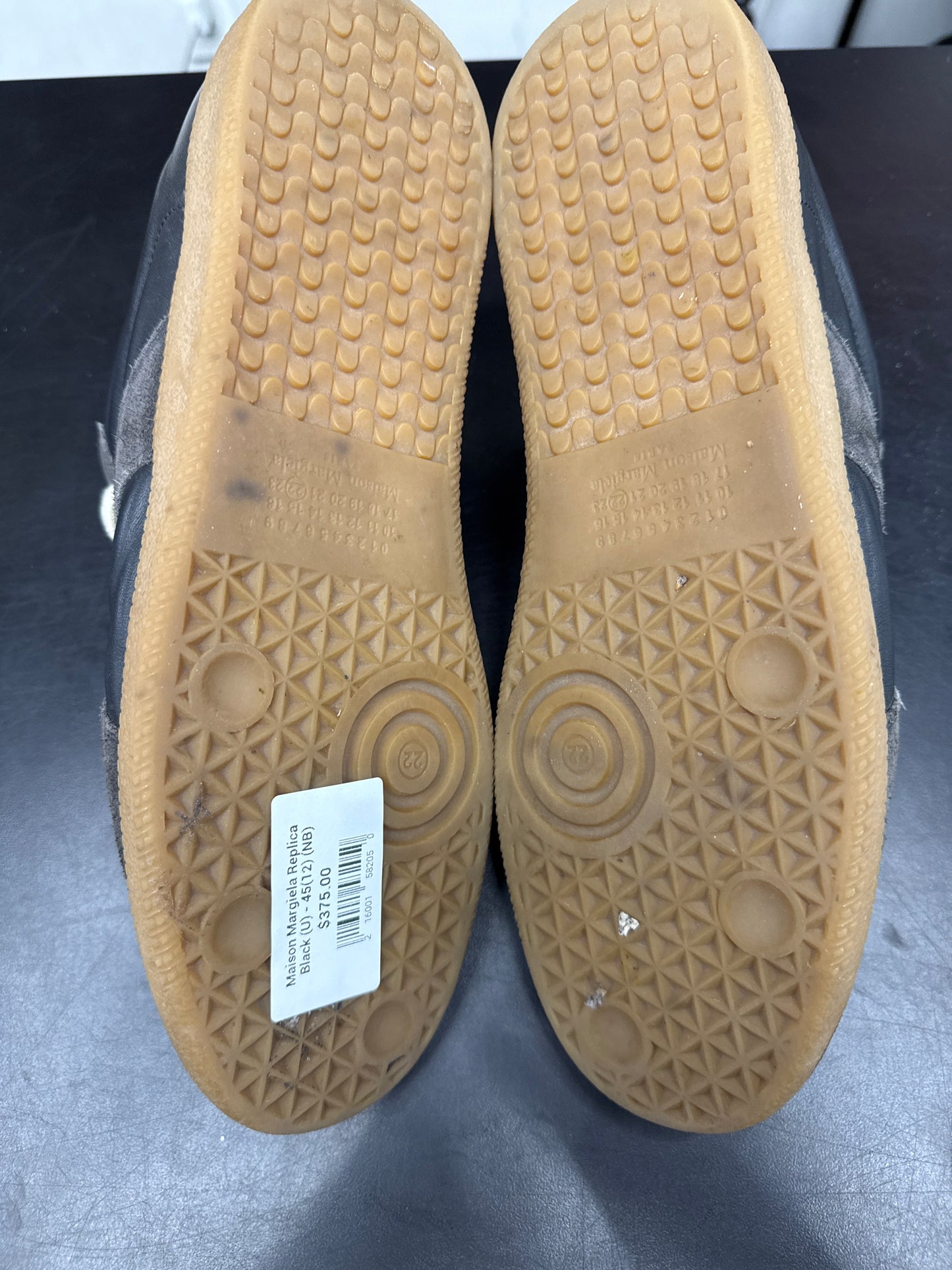 Maison Margiela Replica Black (U) - 45(12) (NB)