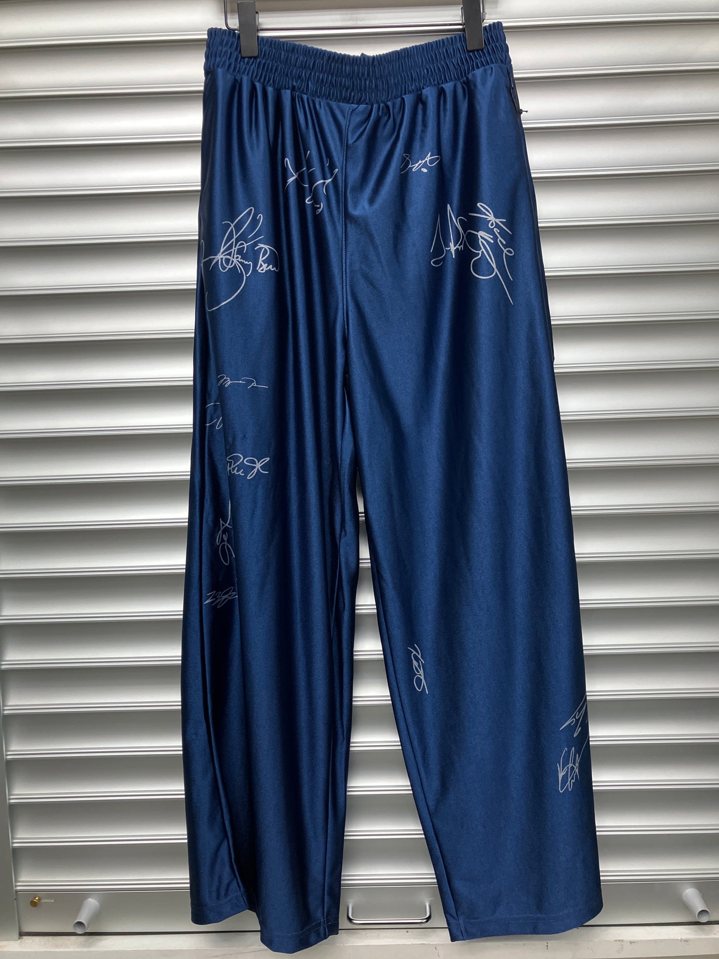 GV Signature Sweats - Large