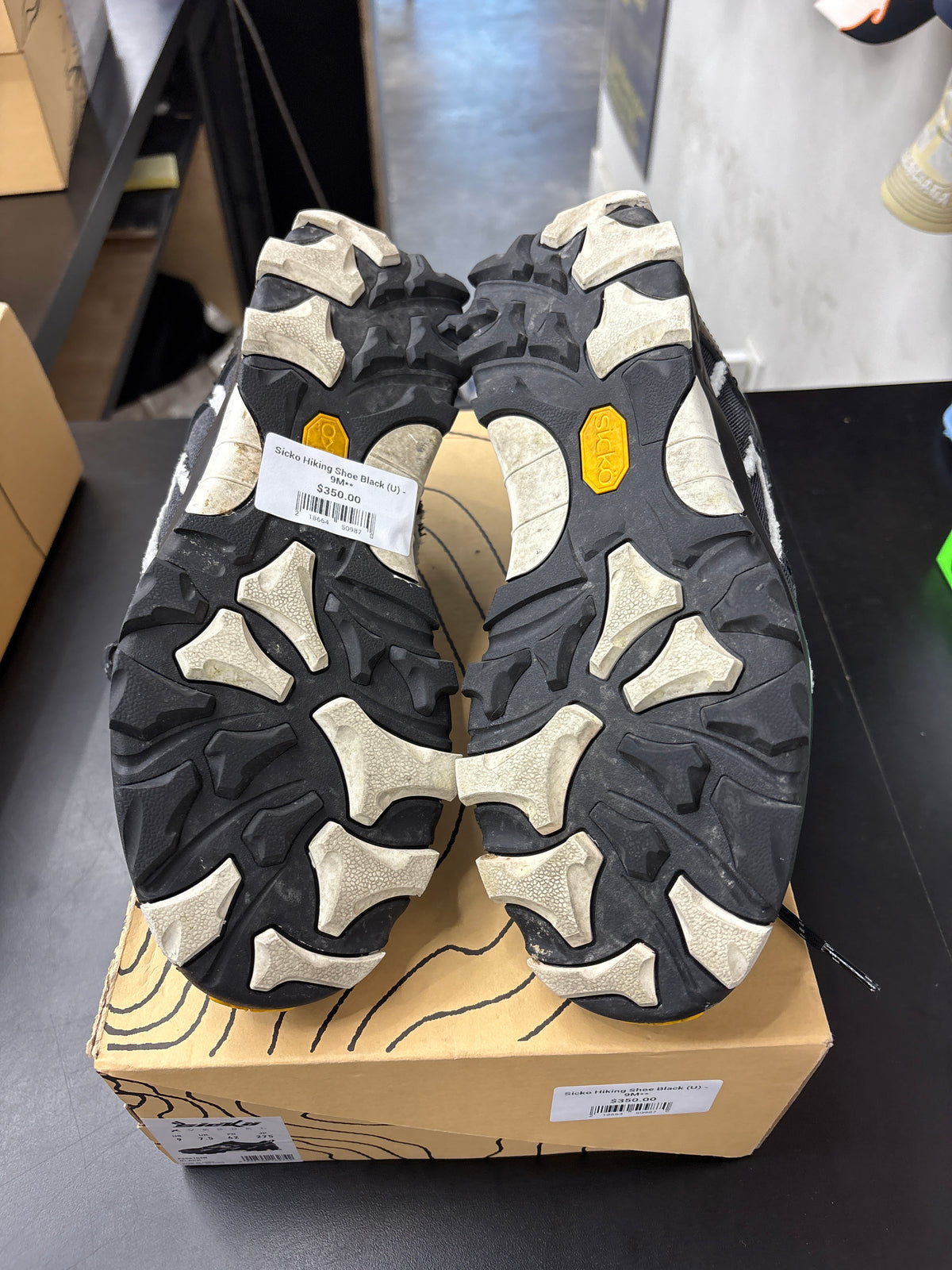Sicko Hiking Shoe Black (U) - 9M**