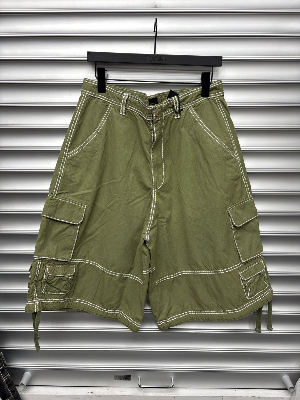 Raspberry Cargo Shorts - L**